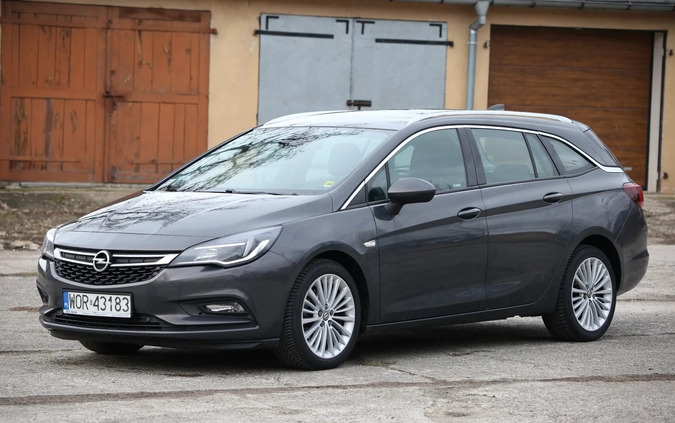 Opel Astra cena 30000 przebieg: 224330, rok produkcji 2016 z Pszów małe 704